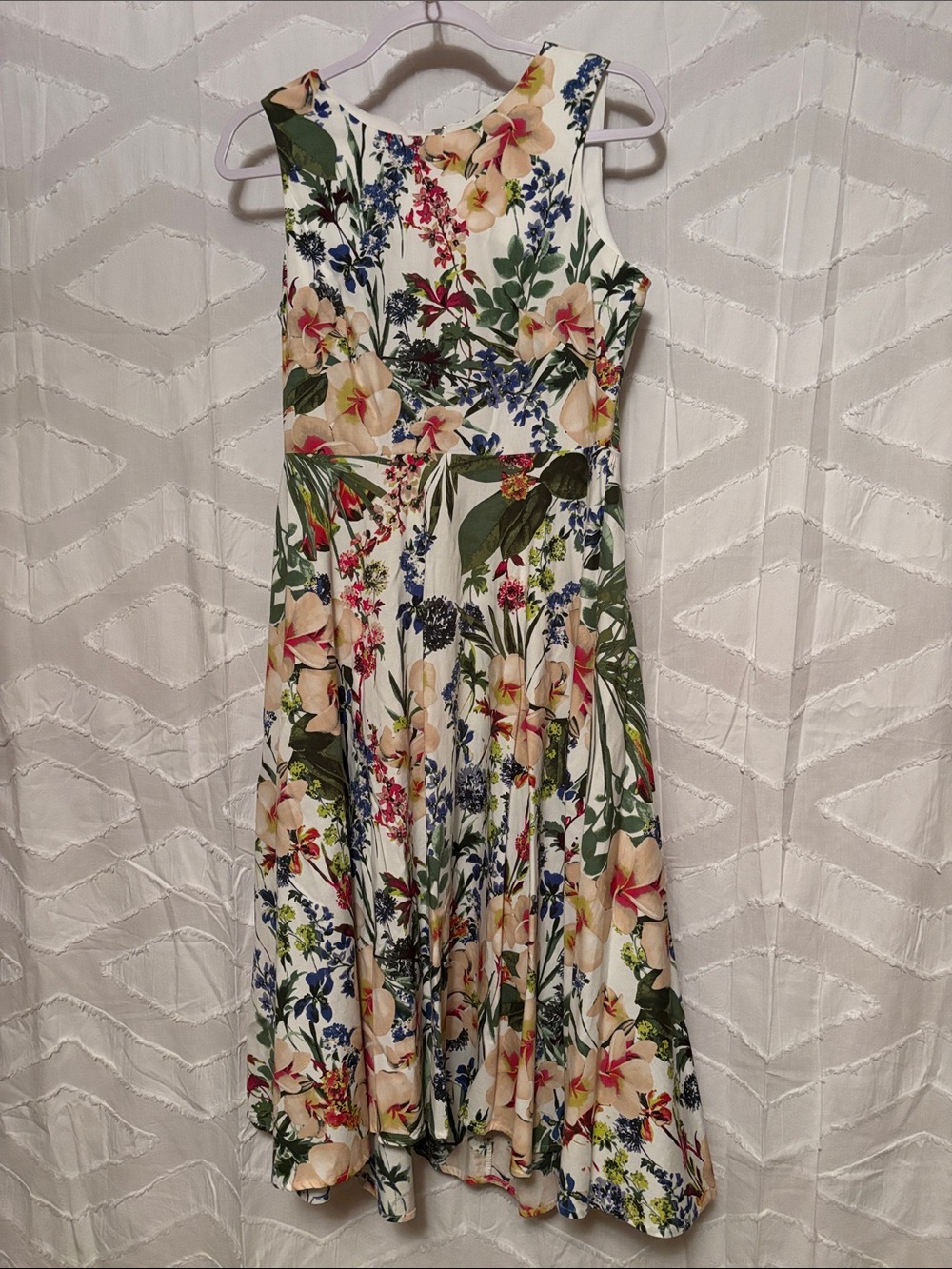 Tropical Floral Sleeveless A-Line Dress in White and Multi-Color
